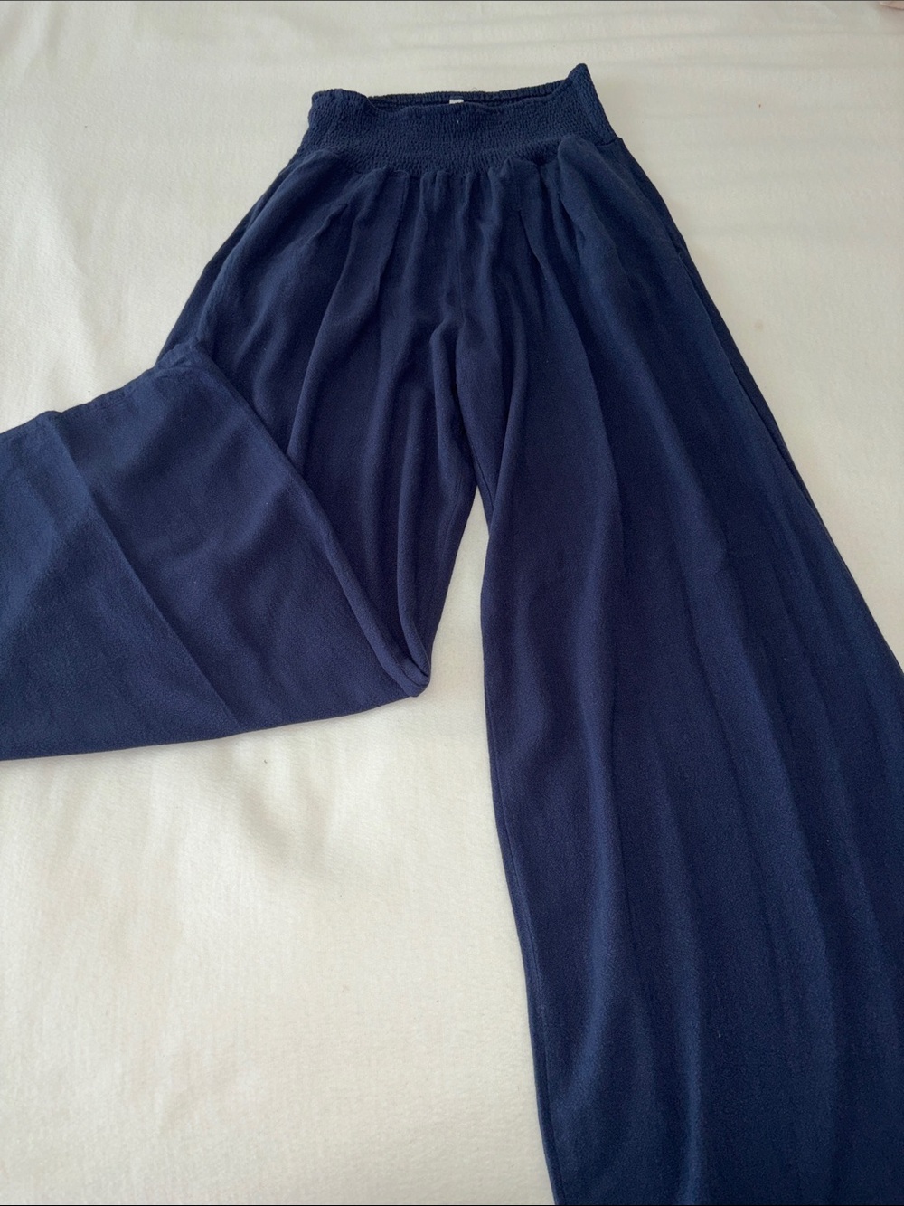 Wide Leg, Navy, Smocked Waist Pants, size Medium